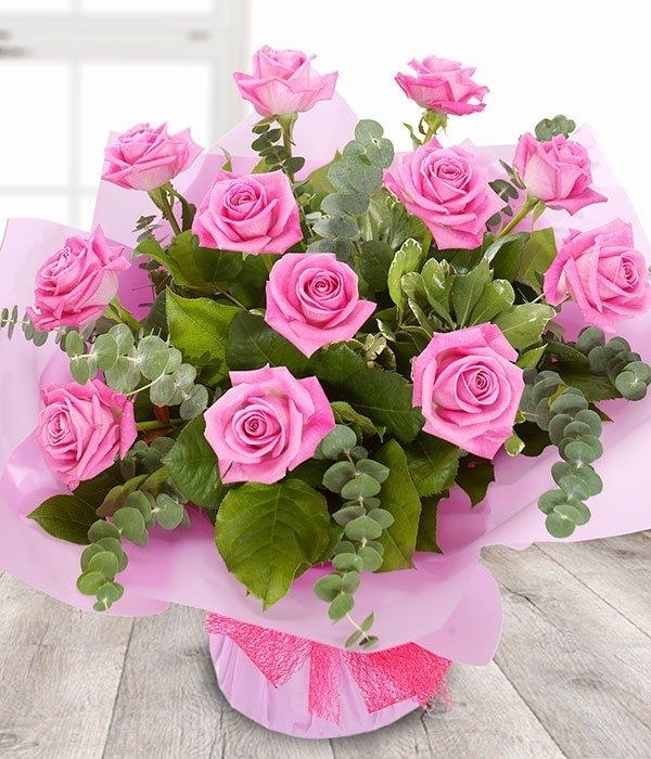A dozen Pink Valentines Roses